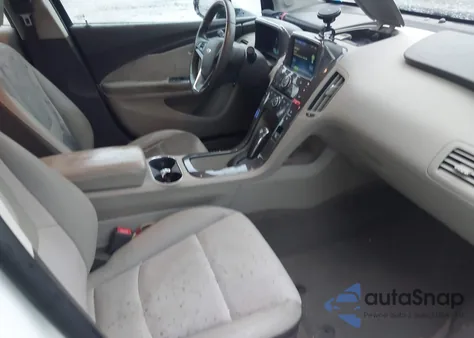 2014 Chevrolet Volt from USA, damaged, VIN 1G1RD6E47EU172853